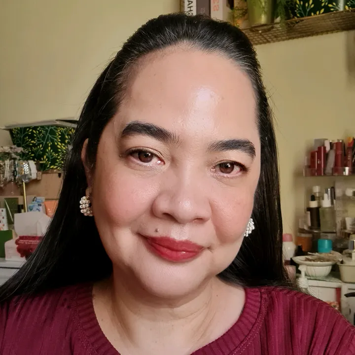 Lotsskinglow on IG & Youtube