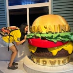 girlwithdaburger
