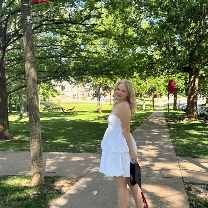 Brookelyn 🌸💄☕️💕✨