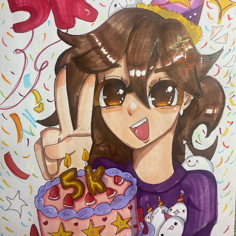 Flavia Drawing YouTuber