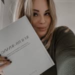 SHONA GATES : not another business coach 😈