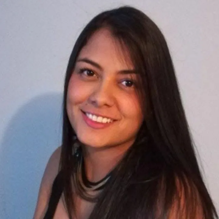 Aleja R | Blogger