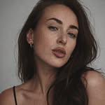 Slow Fashion Platform & Stylist