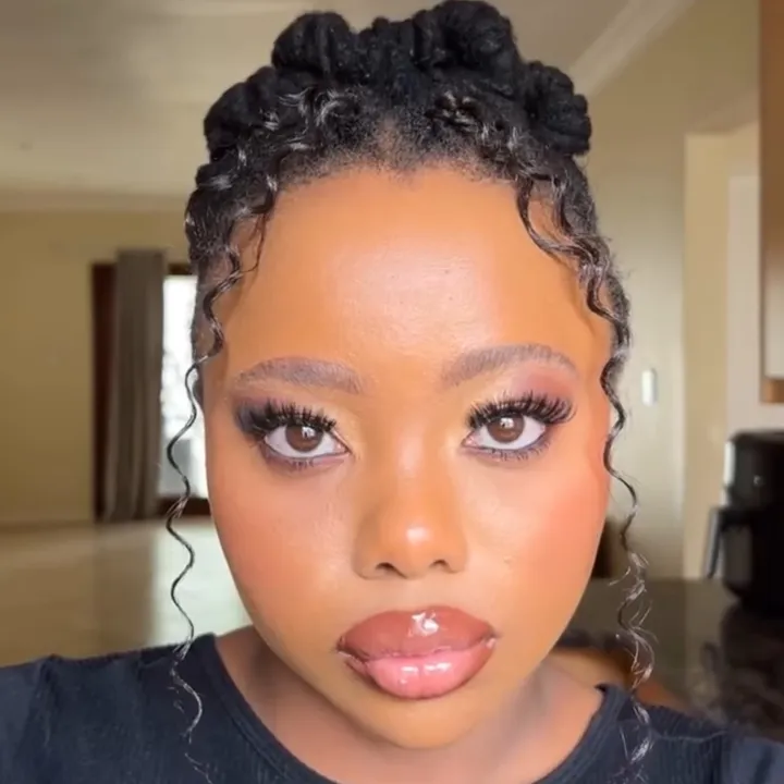 IG: refilwe_tsh