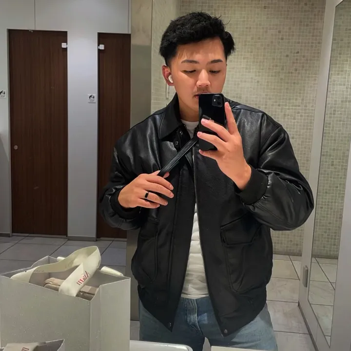 K 🦅