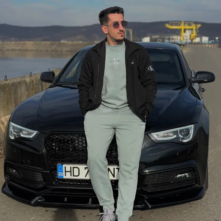Alex Muntean