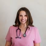 Courtney Garland | Newborn, Breastfeeding & Baby Sleep Expert