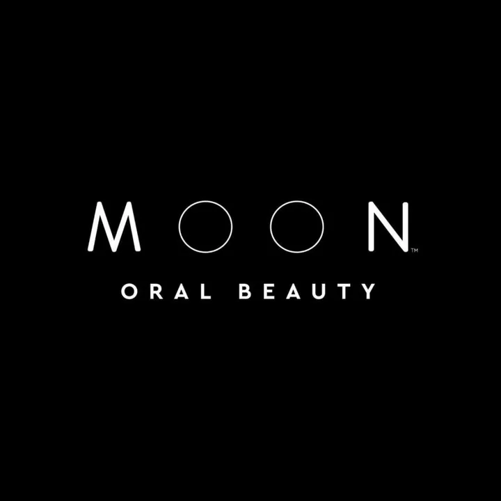 Moon Oral Beauty