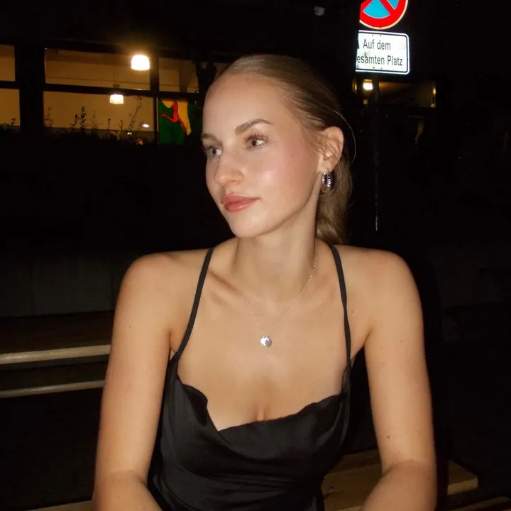 followmiaround