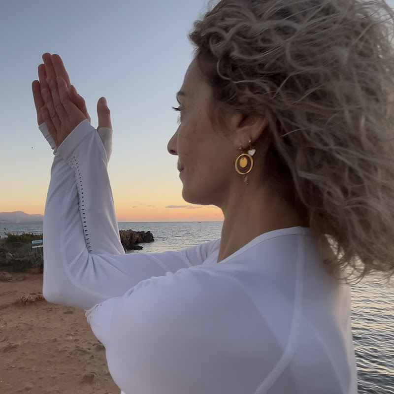 Carine.yogaflow