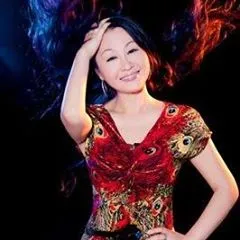 Kelly  Li