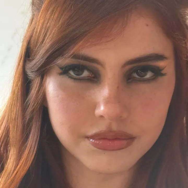 júlia
