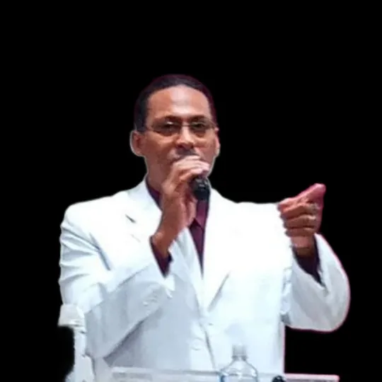 Geone Araújo