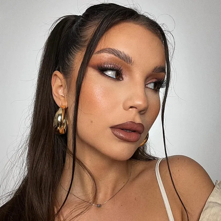 Alexandra Halastauan