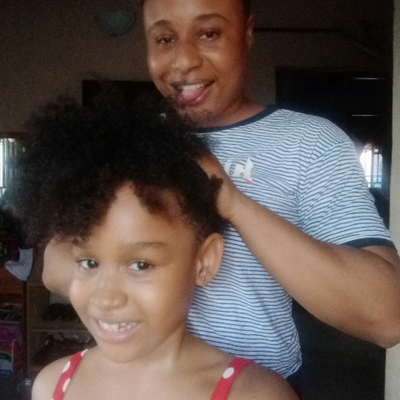 Nky' Little  Salon 