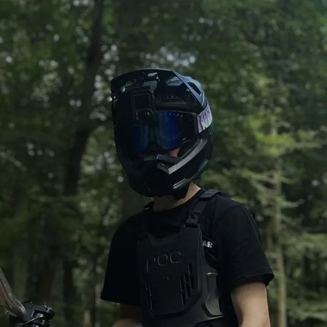 𝓃𝒽𝒶𝓉_𝓂𝒾𝓃𝒽𝒽