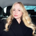 Inna | Graphic Designer & Content Creator