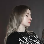 Joanna T. Wolfie ☾ Content Creator