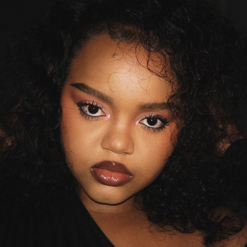 Shereen Peza