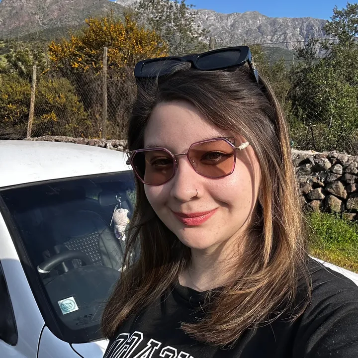 𝒜𝓃𝓃𝓎 🦦