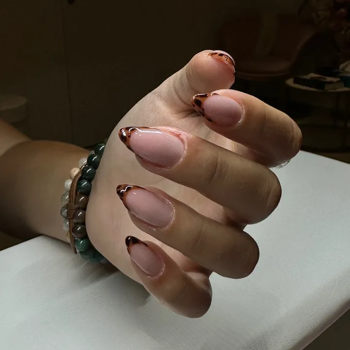 Nail Sara Nail