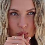 Julia🍸| cocktail girl