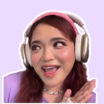 YᑌᗰI | Hallyutalk | Entertainment