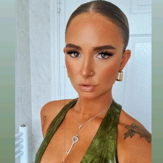 Chloe Scott