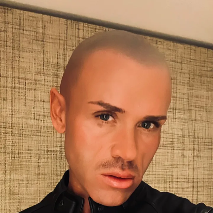 GrownupGayMESS