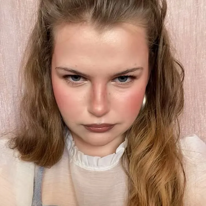 Claudie ⋆｡°✩ 🐇