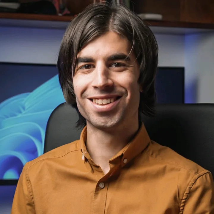 Alejandro López