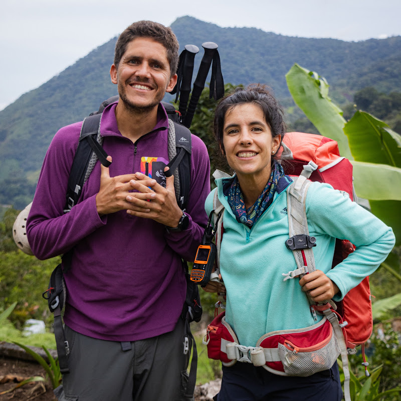 Corriendo por el mundo - Caro & Santi