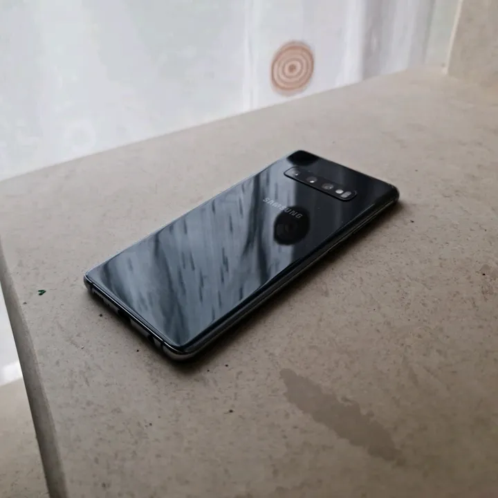 ✝️ Galaxy S10+ ✝️