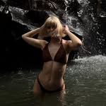 Larisa Vasile | Intuitive Astrologer & Tarot Reader