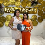 Devangi vora| Hairstylist | makeupartist 🧿
