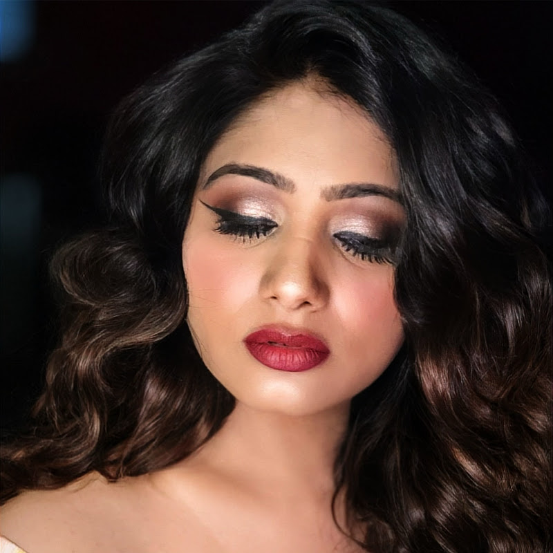 Makeup by Karishma Hemnani 