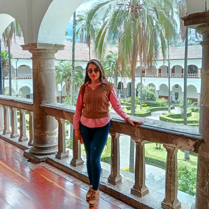 Sara Veloso Alvear