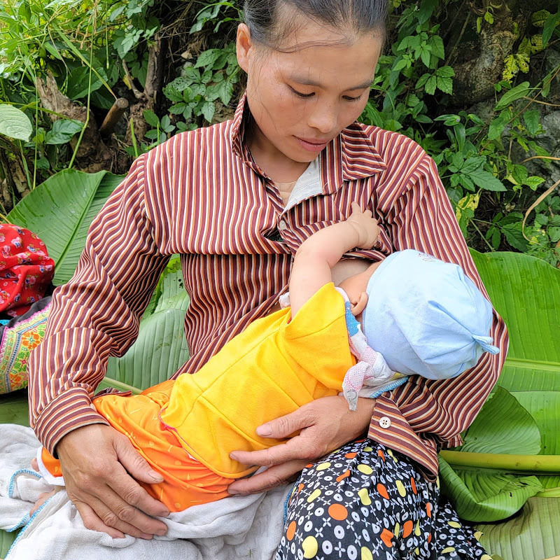 Dia Single mother and children