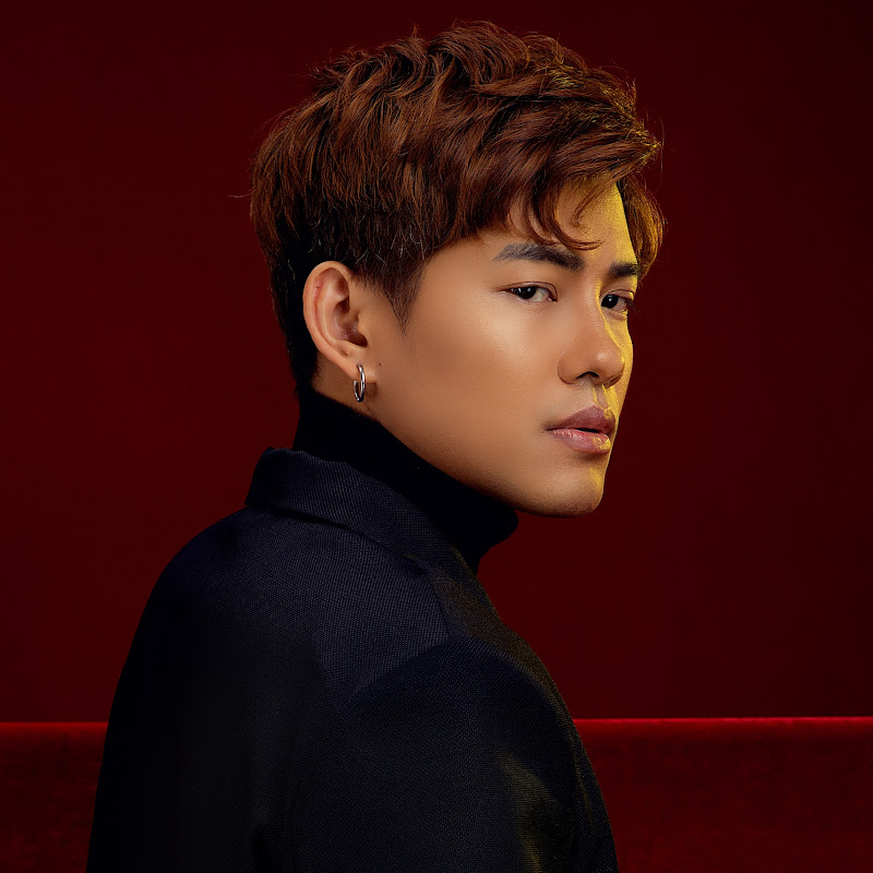 LEO - လီယို