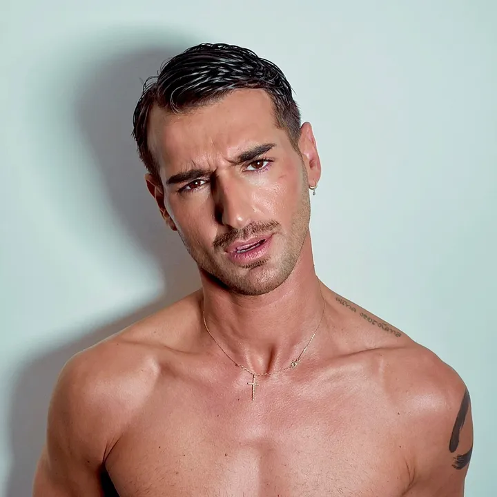 Alex Vang