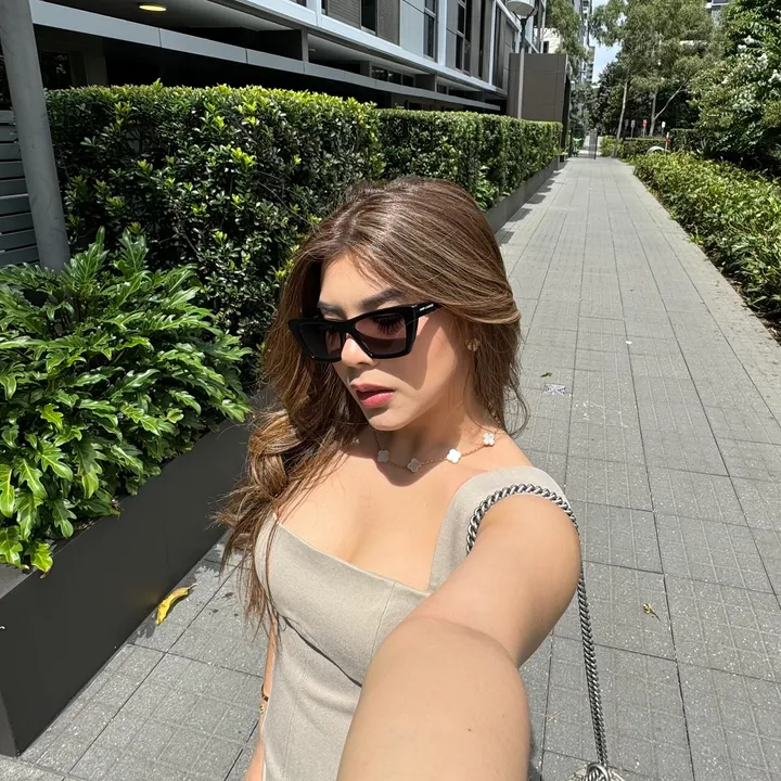aj
