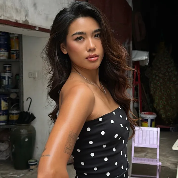 Hồng Nhung Trần