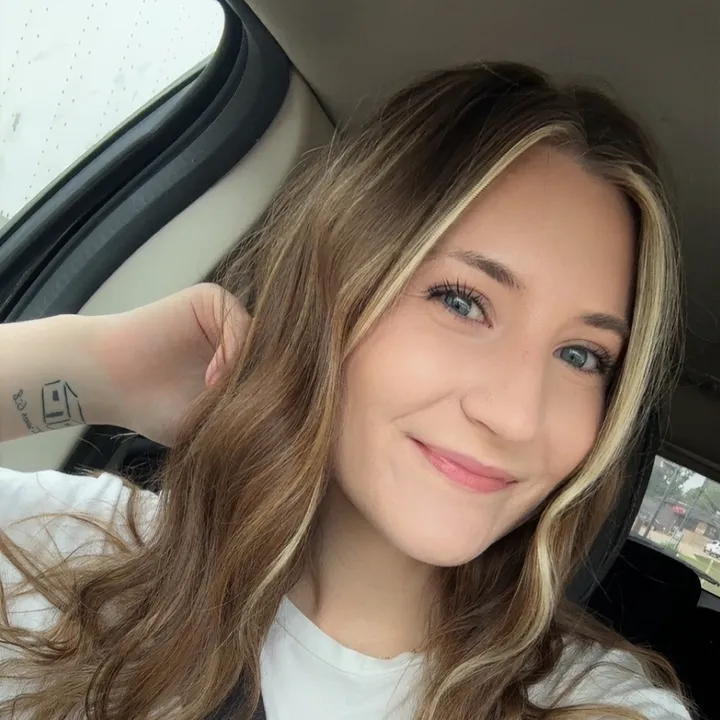 faith hofer 🍓 🪴