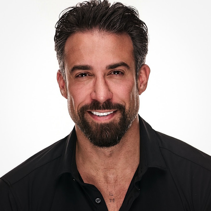 Fabrizio Tzinaridis