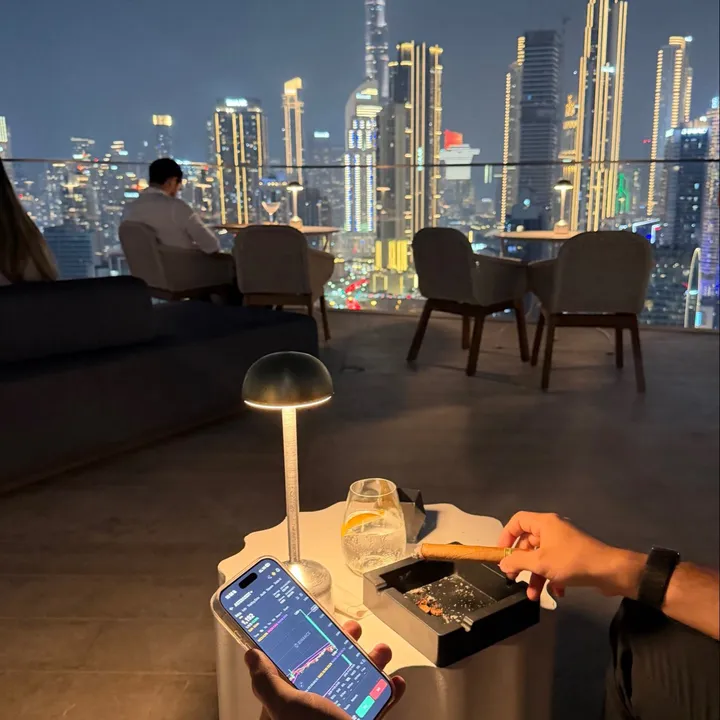 Kahramanov_trader