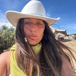 HAIRSPECIALIST | ICEBATH FACILITATOR | SOUNDTHERAPY | COMMUNITY