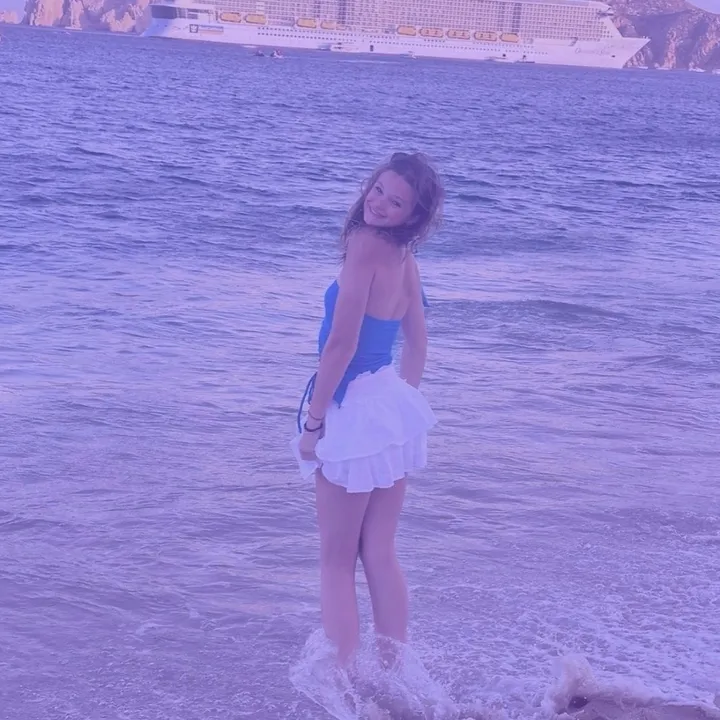 Alex :)