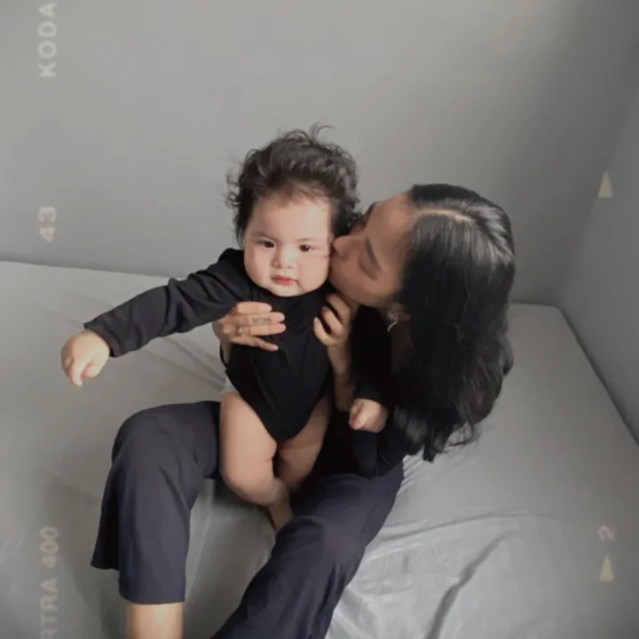 Clau ☁︎ Islaw and Fam