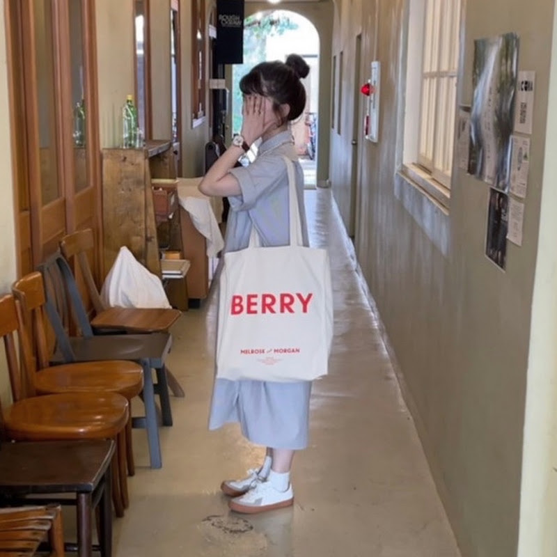 ゆ　き　え　ず　か　ん