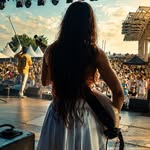 STEPH VITERI FINK